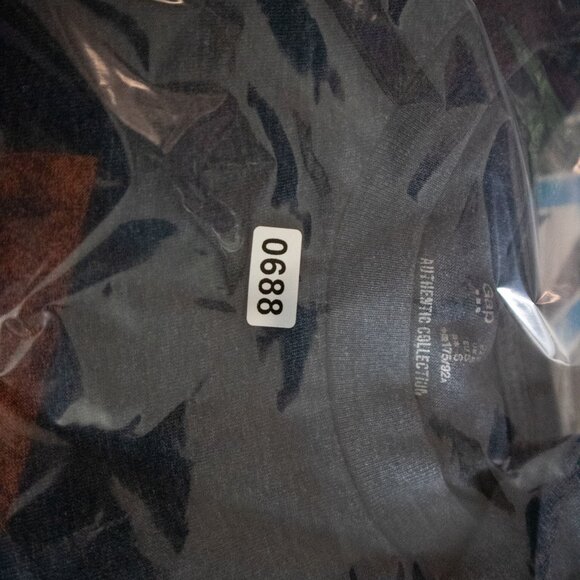 Gap x Playstation Graphic Tee Mens Small - Picture 8 of 8